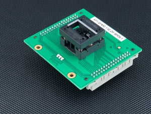 AP1 QFN52-1.02 ZIF BPD9-1 (71-7257). Specialised programming module with open ZIF socket.