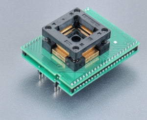 DIL48/QFP100-1.02 ZIF R5F-25 (70-7521). Specialised programming adapter with open ZIF socket.