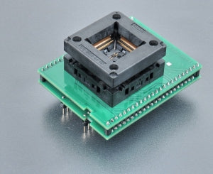 DIL48/QFP128-1.01a ZIF ARM-1 (70-6199). Specialised programming adapter with open ZIF socket.