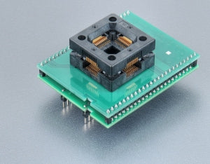 DIL48/QFP44-1.04 ZIF R5F-1 (70-7422). Specialised programming adapter with open ZIF socket.
